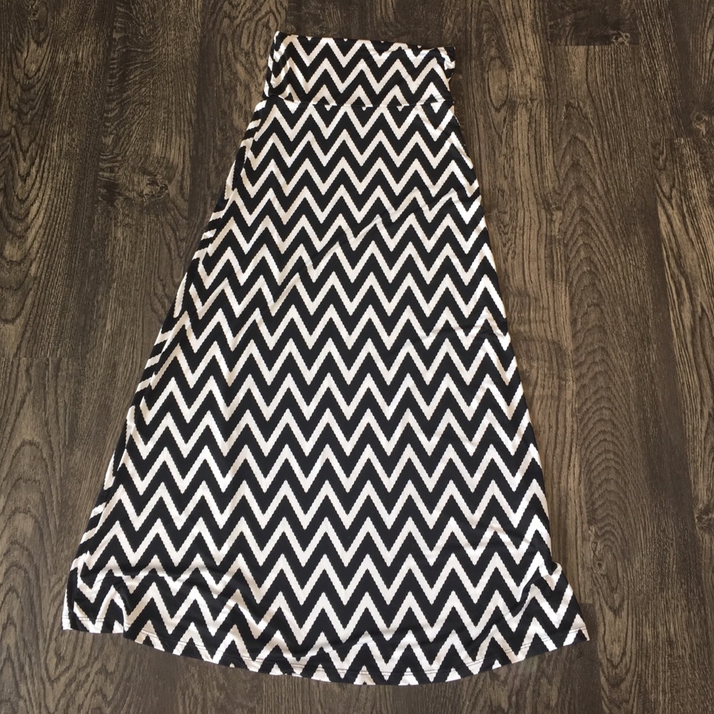 Gilli Maxi Skirt
